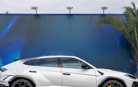 Lamborghini Urus I, 2024 год, 33 900 000 рублей, 3 фотография