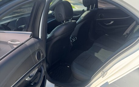 Mercedes-Benz E-Класс, 2016 год, 2 999 000 рублей, 11 фотография