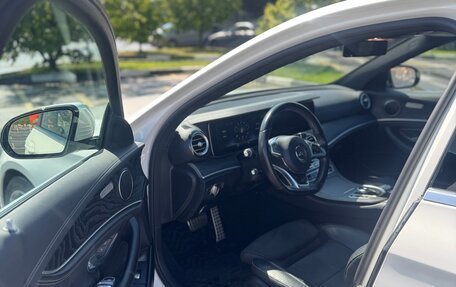 Mercedes-Benz E-Класс, 2016 год, 2 999 000 рублей, 13 фотография