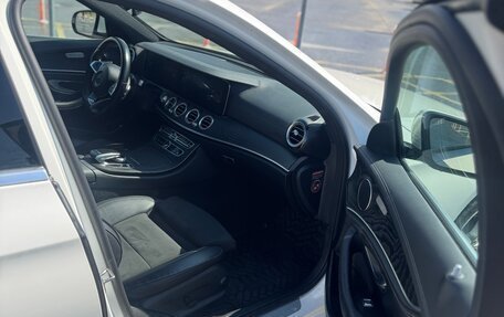 Mercedes-Benz E-Класс, 2016 год, 2 999 000 рублей, 18 фотография