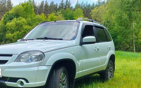 Chevrolet Niva I рестайлинг, 2014 год, 610 000 рублей, 2 фотография