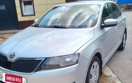 Skoda Rapid I, 2014 год, 870 000 рублей, 3 фотография