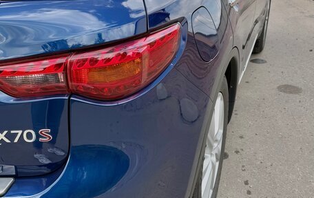 Infiniti QX70, 2013 год, 2 500 000 рублей, 4 фотография