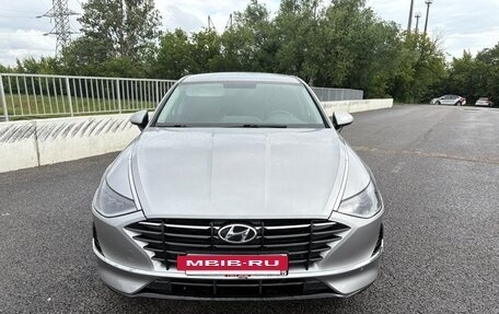 Hyundai Sonata VIII, 2019 год, 2 100 000 рублей, 2 фотография