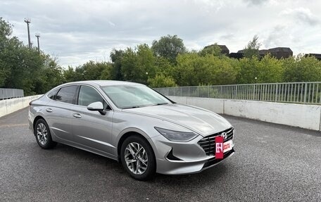 Hyundai Sonata VIII, 2019 год, 2 100 000 рублей, 3 фотография