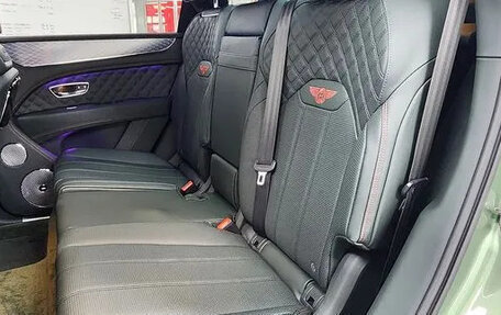 Bentley Bentayga I, 2022 год, 20 560 000 рублей, 15 фотография