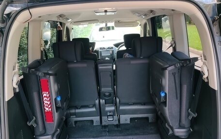 Nissan Serena IV, 2012 год, 1 300 000 рублей, 3 фотография