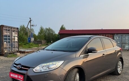 Ford Focus III, 2011 год, 910 000 рублей, 2 фотография