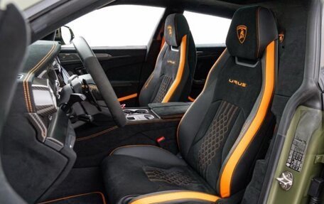 Lamborghini Urus I, 2023 год, 33 000 000 рублей, 8 фотография