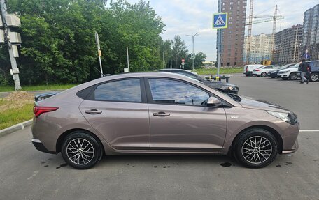 Hyundai Solaris II рестайлинг, 2020 год, 1 800 000 рублей, 6 фотография