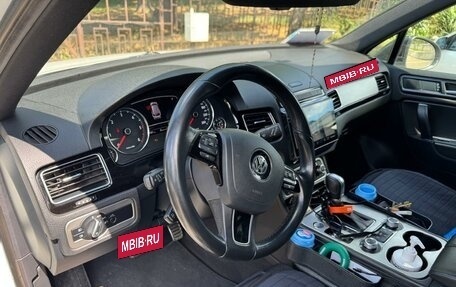 Volkswagen Touareg III, 2018 год, 3 500 000 рублей, 4 фотография