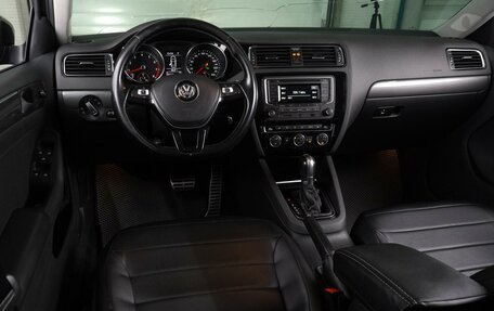 Volkswagen Jetta VI, 2016 год, 1 199 000 рублей, 6 фотография