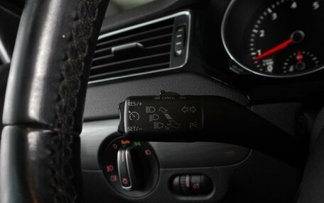 Volkswagen Jetta VI, 2016 год, 1 199 000 рублей, 16 фотография