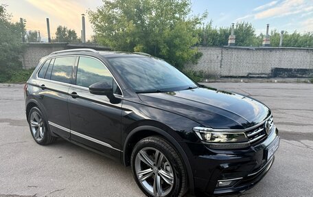 Volkswagen Tiguan II, 2019 год, 2 900 000 рублей, 4 фотография
