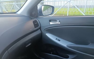 Hyundai Solaris II рестайлинг, 2013 год, 600 000 рублей, 1 фотография