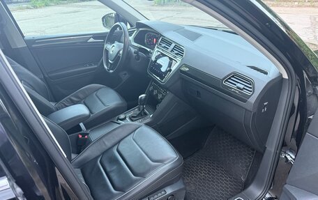 Volkswagen Tiguan II, 2019 год, 2 900 000 рублей, 17 фотография
