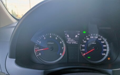 Hyundai Solaris II рестайлинг, 2013 год, 600 000 рублей, 3 фотография