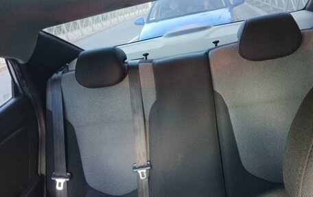 Hyundai Solaris II рестайлинг, 2013 год, 600 000 рублей, 9 фотография