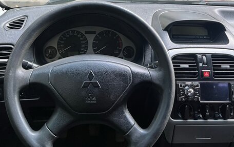Mitsubishi Carisma I, 2003 год, 320 000 рублей, 13 фотография