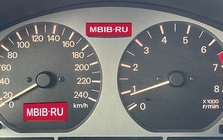 Mitsubishi Carisma I, 2003 год, 320 000 рублей, 16 фотография