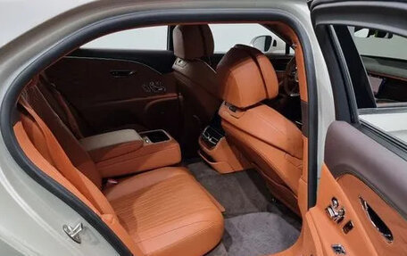 Bentley Flying Spur, 2022 год, 17 750 000 рублей, 12 фотография