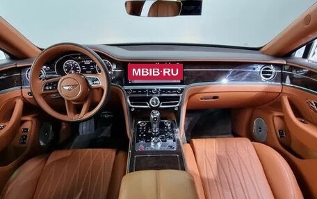 Bentley Flying Spur, 2022 год, 17 750 000 рублей, 7 фотография
