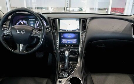 Infiniti Q50 I рестайлинг, 2014 год, 2 070 000 рублей, 5 фотография