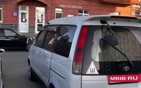 Toyota Lite Ace IV, 1998 год, 600 000 рублей, 3 фотография