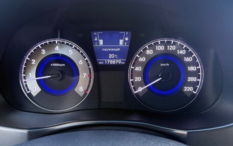 Hyundai Solaris II рестайлинг, 2013 год, 799 999 рублей, 7 фотография