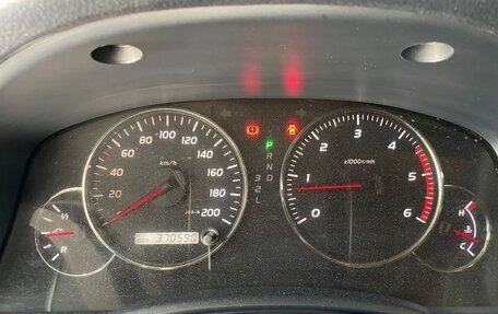 Toyota Land Cruiser Prado 120 рестайлинг, 2003 год, 2 500 000 рублей, 7 фотография