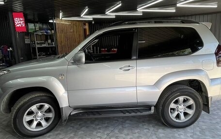 Toyota Land Cruiser Prado 120 рестайлинг, 2003 год, 2 500 000 рублей, 5 фотография