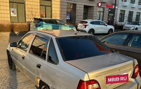 Daewoo Nexia I рестайлинг, 2012 год, 100 000 рублей, 5 фотография