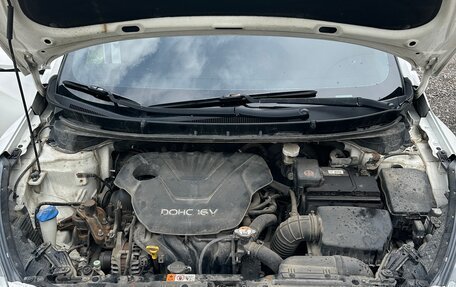 Hyundai i30 II рестайлинг, 2012 год, 1 000 000 рублей, 12 фотография