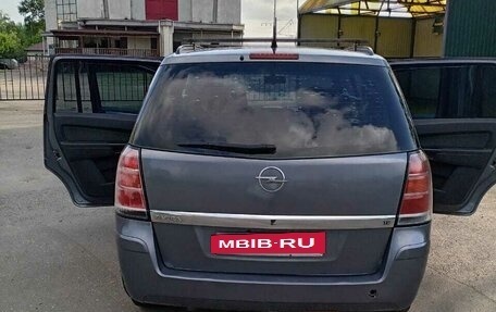 Opel Zafira B, 2007 год, 520 000 рублей, 2 фотография