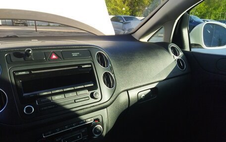 Volkswagen Golf Plus II, 2012 год, 900 000 рублей, 18 фотография