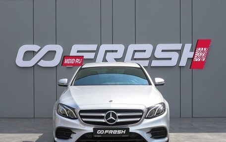 Mercedes-Benz E-Класс, 2020 год, 3 780 000 рублей, 3 фотография