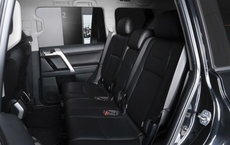 Toyota Land Cruiser Prado 150 рестайлинг 2, 2019 год, 5 499 000 рублей, 14 фотография