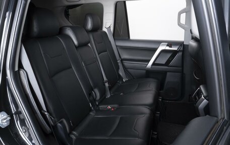 Toyota Land Cruiser Prado 150 рестайлинг 2, 2019 год, 5 499 000 рублей, 10 фотография