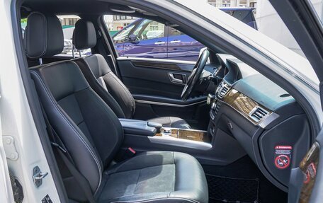 Mercedes-Benz E-Класс, 2013 год, 1 950 000 рублей, 8 фотография