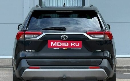 Toyota RAV4, 2020 год, 3 239 000 рублей, 6 фотография