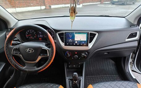 Hyundai Solaris II рестайлинг, 2021 год, 1 500 000 рублей, 7 фотография