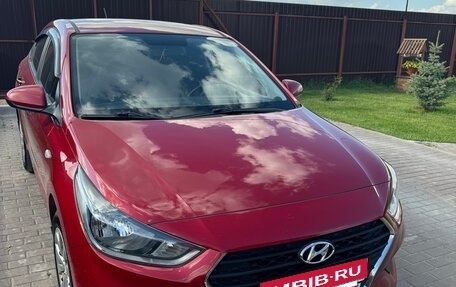 Hyundai Solaris II рестайлинг, 2018 год, 1 320 000 рублей, 3 фотография