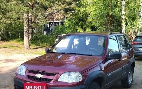 Chevrolet Niva I рестайлинг, 2013 год, 410 000 рублей, 2 фотография