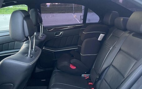 Mercedes-Benz E-Класс, 2010 год, 1 400 000 рублей, 10 фотография
