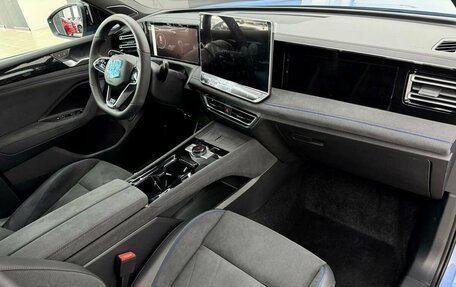 Volkswagen Tiguan, 2024 год, 5 550 000 рублей, 25 фотография