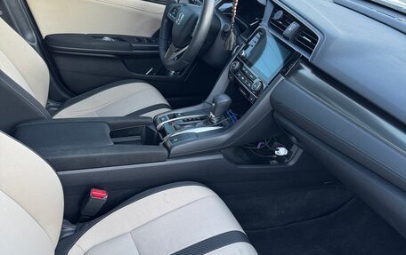 Honda Civic IX, 2018 год, 1 750 000 рублей, 10 фотография
