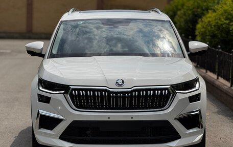 Skoda Kodiaq I, 2024 год, 4 080 000 рублей, 1 фотография