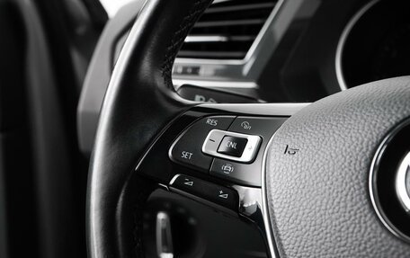 Volkswagen Tiguan II, 2020 год, 2 650 000 рублей, 12 фотография