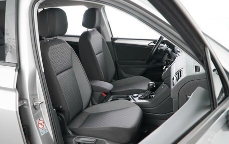 Volkswagen Tiguan II, 2020 год, 2 650 000 рублей, 8 фотография