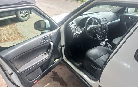Skoda Yeti I рестайлинг, 2011 год, 600 000 рублей, 23 фотография
